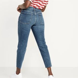 NNEW HIGH WAISTED ANKLE JEAN